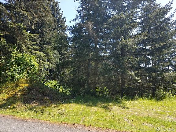 4th image of 17021 103rd Ave SE
