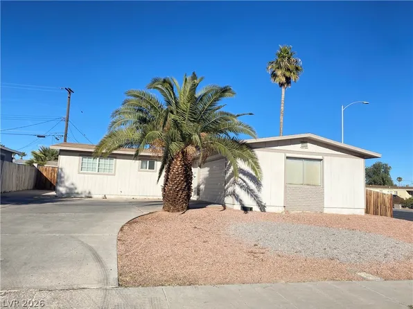 6100 Jones Cir, Las Vegas, NV 89107