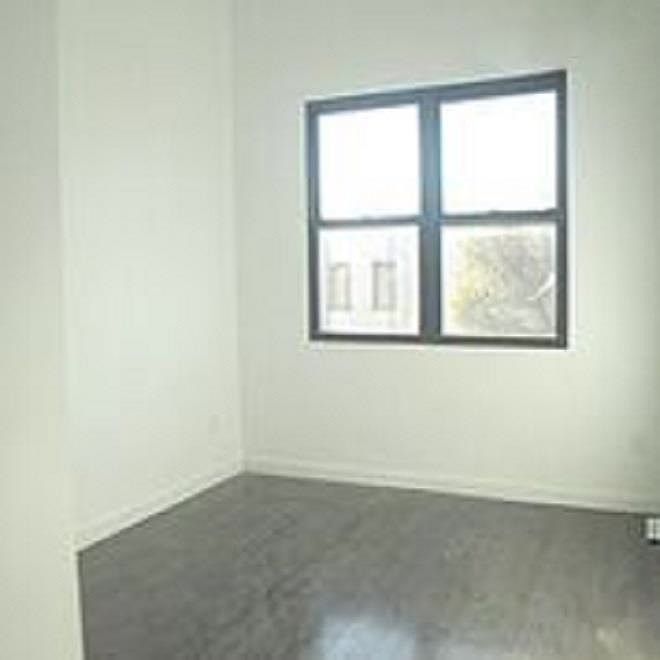 2nd image of 1106 Halsey St #7