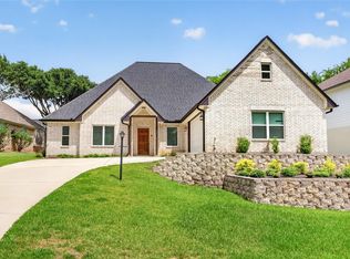 229 Blue Hill Dr, Montgomery, TX 77356