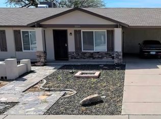 2209 W Behrend Dr, Phoenix, AZ 85027