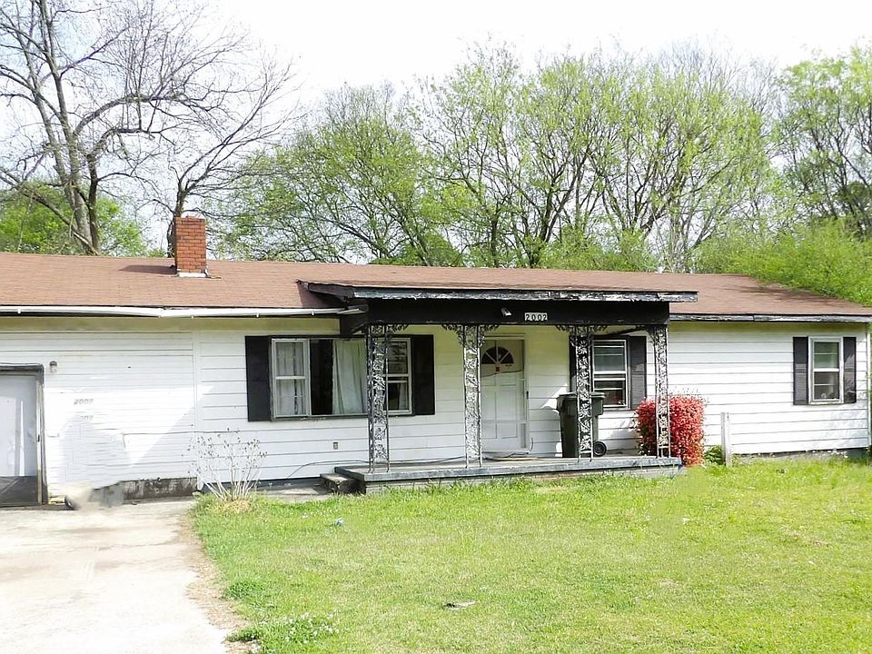1st image of 2002 Montgomery St
