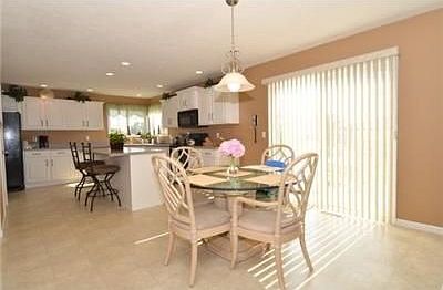 3rd image of 6528 Armstrong Dr