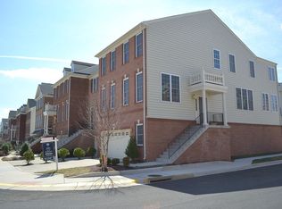 42311 Capital Ter, Chantilly, VA 20152