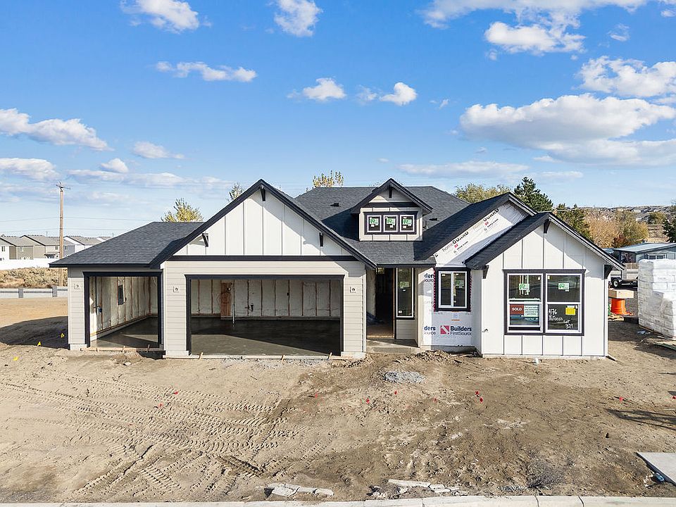 476 Tatoosh AVE by Aho Construction