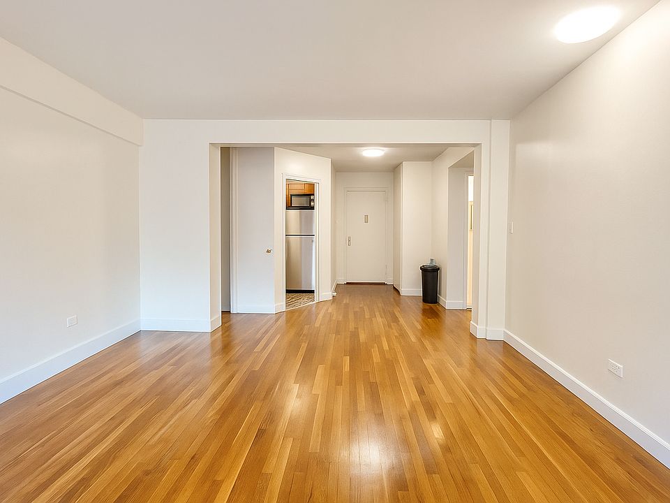 1st image of 250 Clarkson Ave APT 423