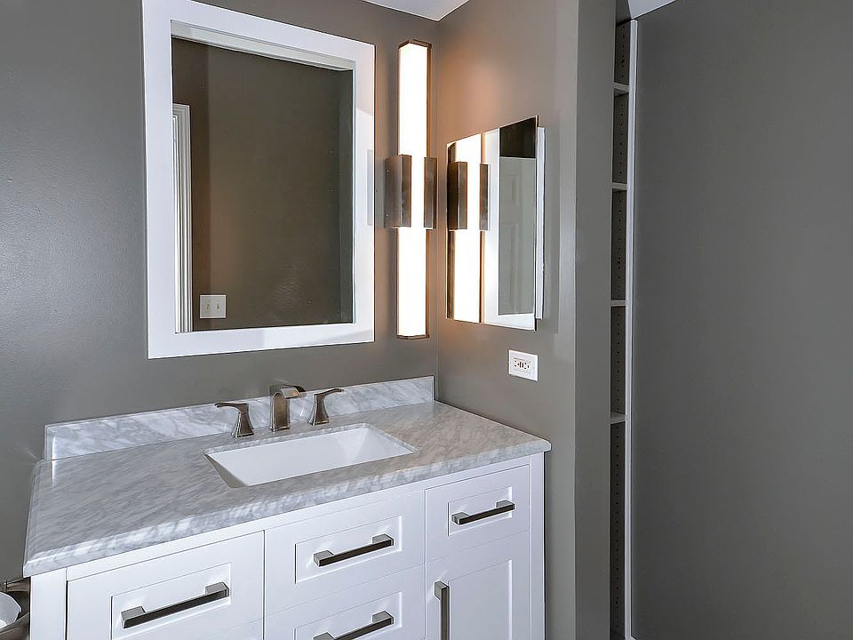 1st image of 730 Creekside Dr Unit 110c