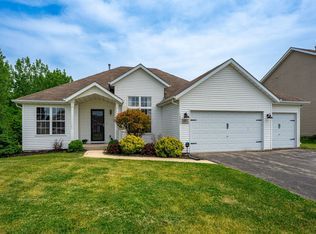 14045 Tallgrass Trl, Poplar Grove, IL 61065