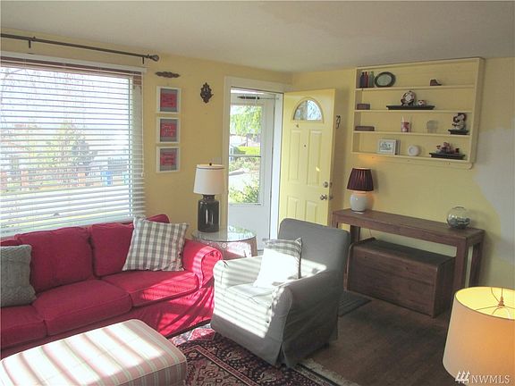 5th image of 11010 Parkview Ave S
