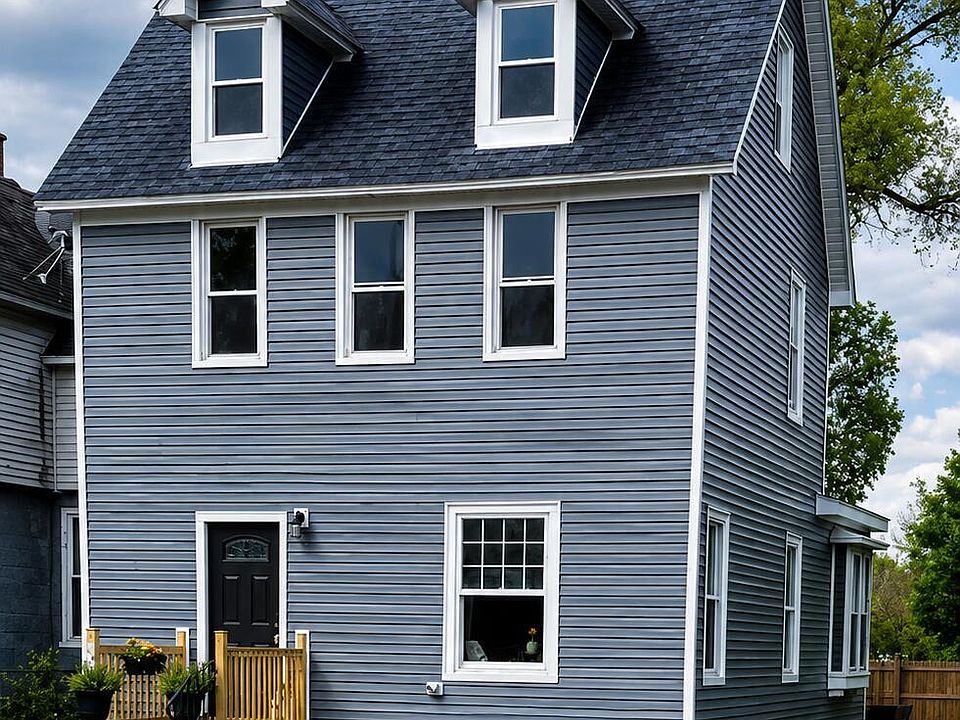 1st image of 866 Thompson Street