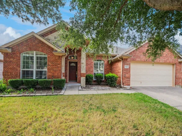 5827 Sunny Meadow Ln, Grand Prairie, TX 75052