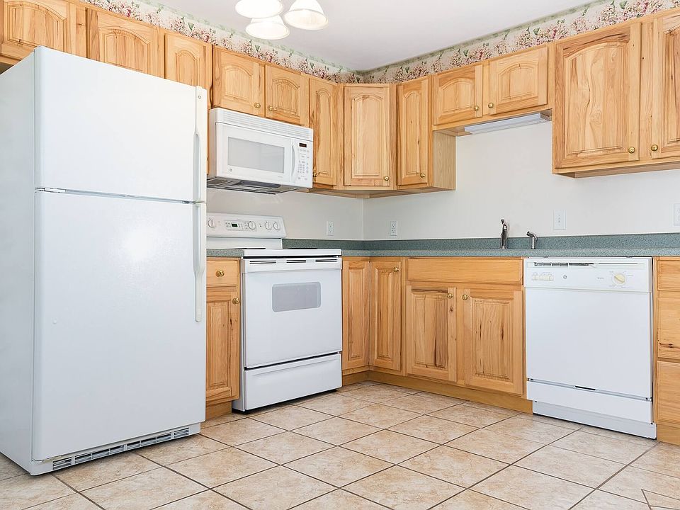 1st image of 1451 Wisteria Ct #61