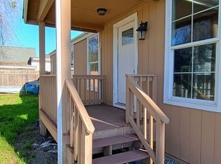 1673 3rd Ave, Olivehurst, CA 95961