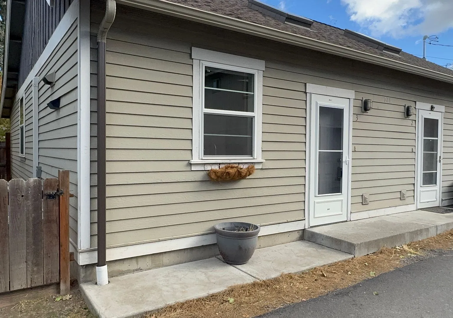 Ogden — Photo 1