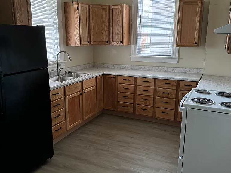310 Maryland Ave — Photo 19