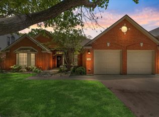 5417 Cavalry Post Dr, Arlington, TX 76017