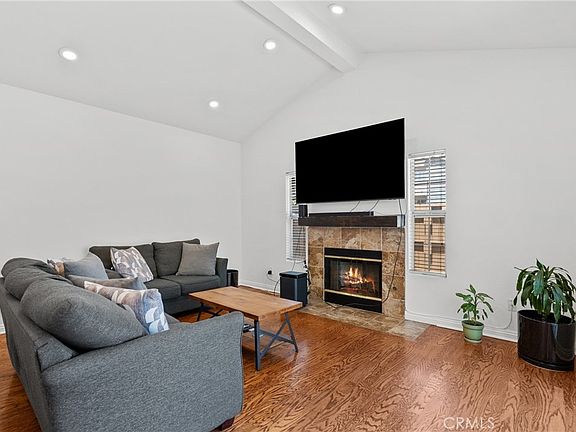 4th image of 20230 Keswick St Unit 3