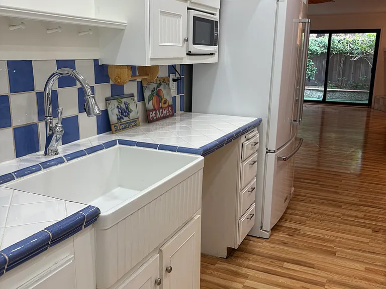 49 Mission Plaza Dr — Photo 29