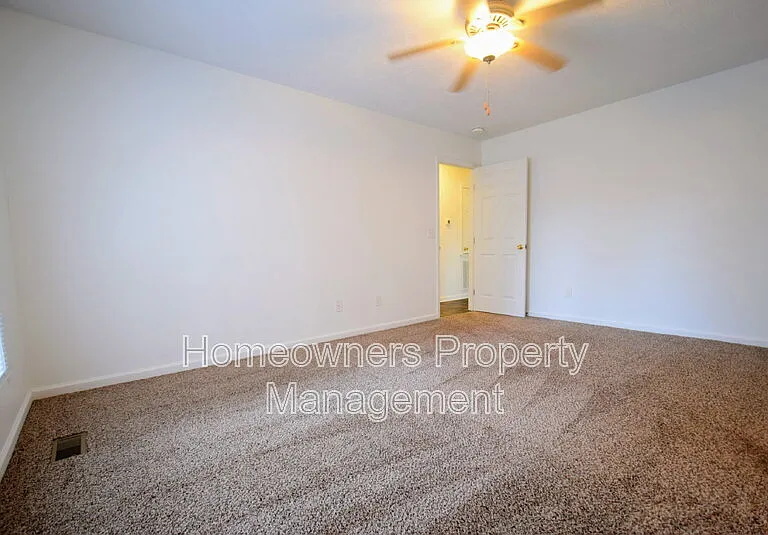 7128 Dayspring Dr — Photo 13