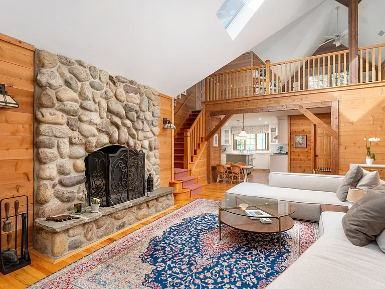 23 Island Creek Rd — Photo 11
