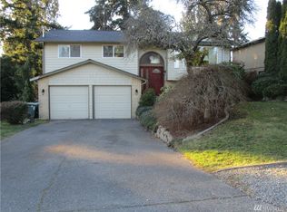 22014 92nd Ave W, Edmonds, WA 98020