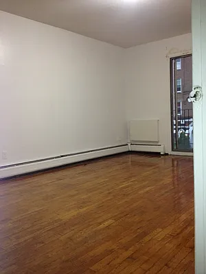 Rented by Prime Realty | media 6