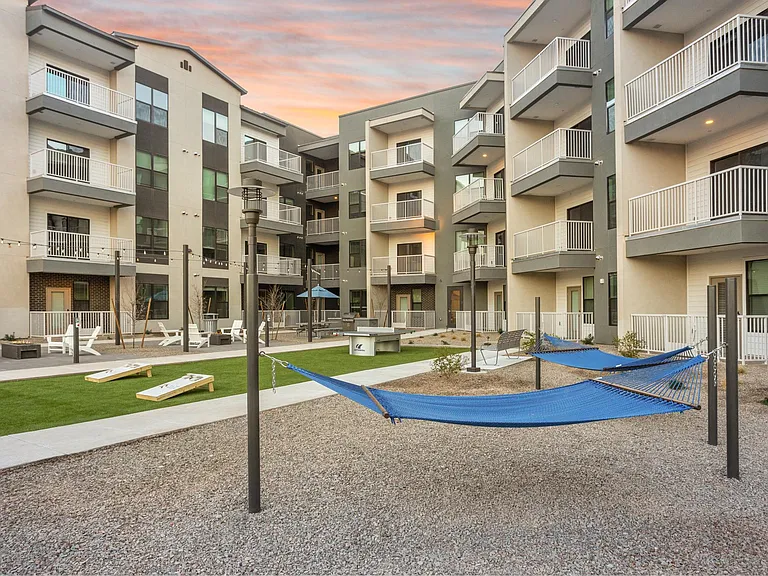 Alta Rise — Photo 25