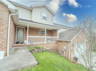 105 Estate Ln, Charleston, WV 25309