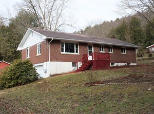 409 Maple Ave, Ridgway, PA 15853