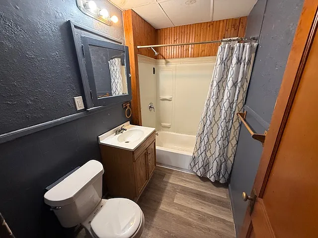 3905 Brooklyn Ave #1 — Photo 5