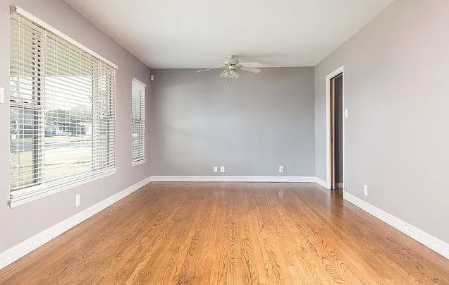 303 Schmeltzer Ln — Photo 3