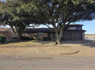 1620 Red Fox Rd, Wichita Falls, TX 76306