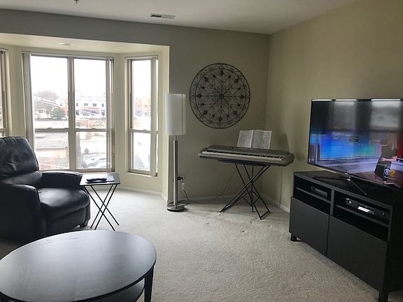 3rd image of 57 E Hattendorf Ave APT 303