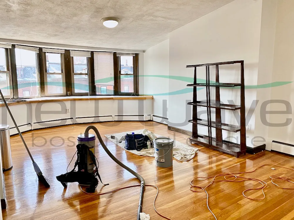 2 bed, 999 sqft, $4,200 — Photo 2