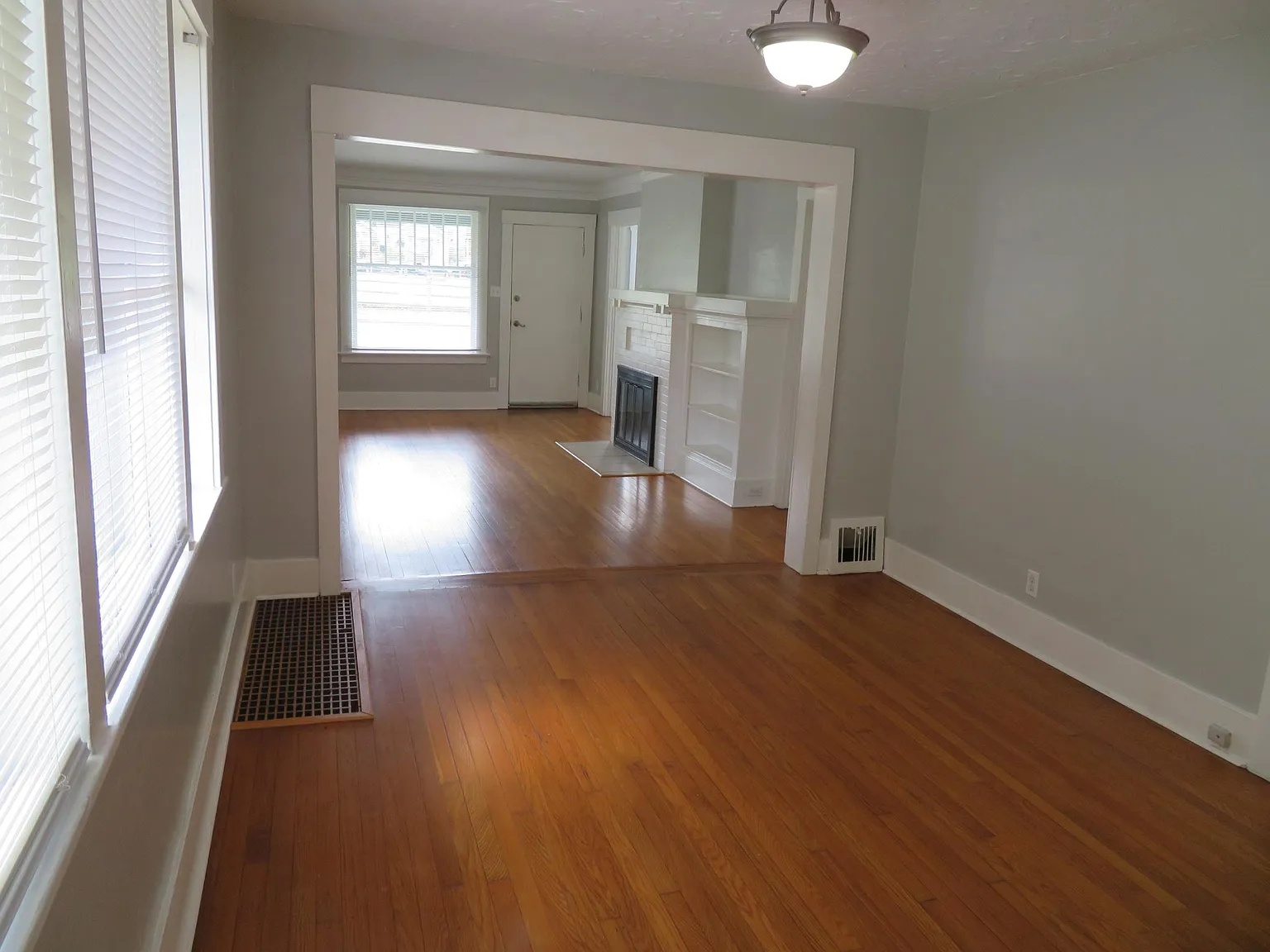 3 bed, 1194 sqft, $1,995 — Photo 4