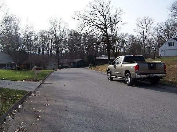 4th image of 2301 Chesterfield Dr