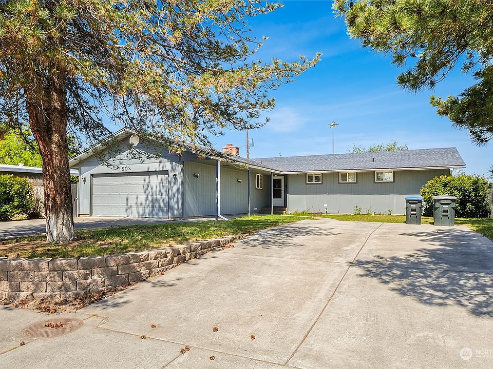 1st image of 502 W Village Avenue