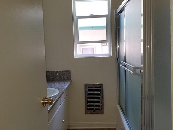 5th image of 325 S Madison Ave