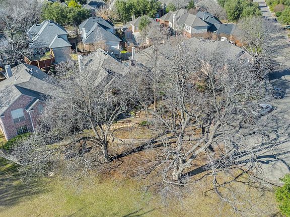 4th image of 18811 Haddington Ln