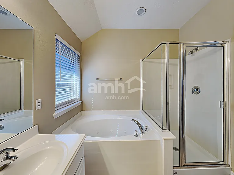 2513 Cloudcroft Dr — Photo 11