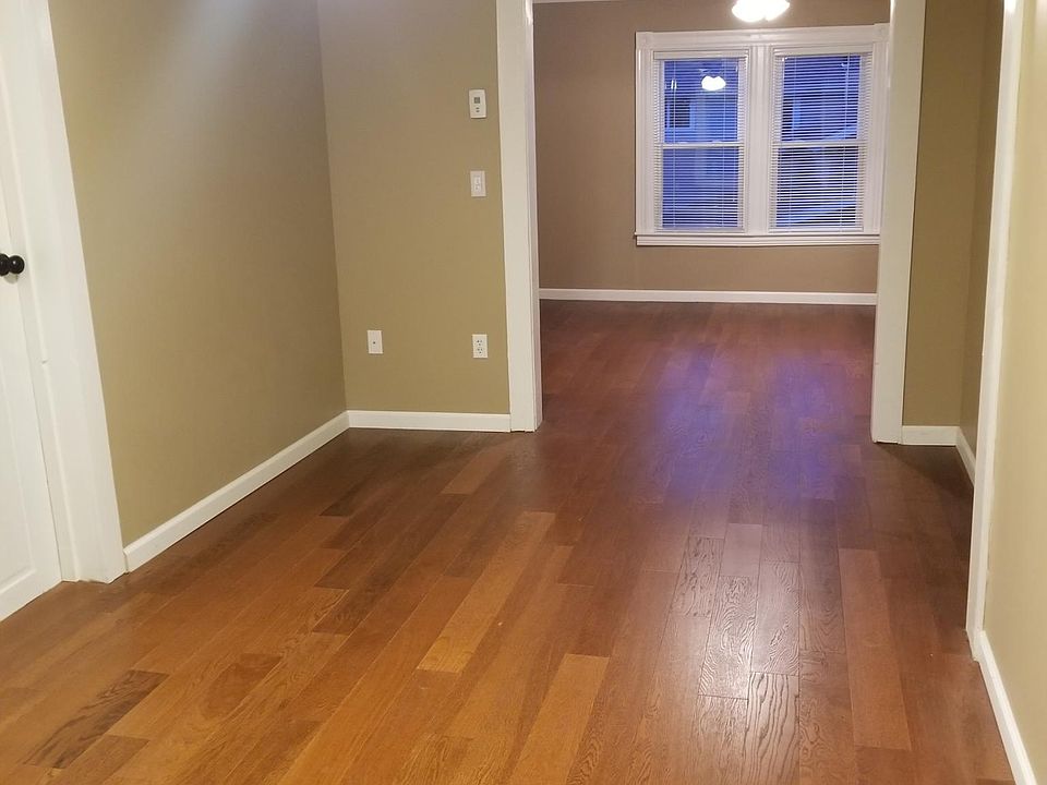 1st image of 1105 Davis St #1105B