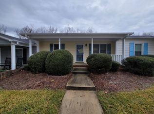 1342 Bailey Cir, High Point, NC 27262