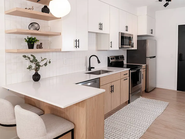 CityLine — Photo 27