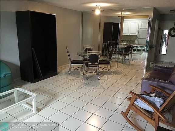 3rd image of 5911 NE 14th Ln APT 502