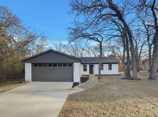 2336 Bluebird Ct, Grapevine, TX 76051