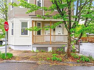 2 Poplar St #1, Providence, RI 02906
