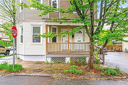2 Poplar St #1 Photo 1