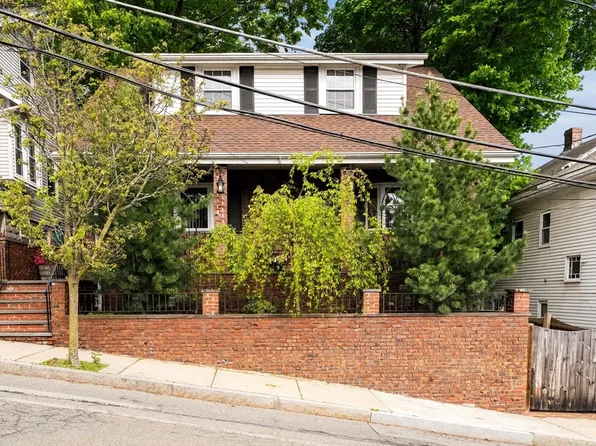 21 Fells Ave, Medford, MA 02155
