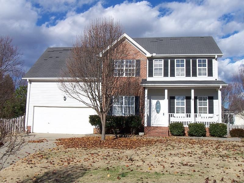2nd image of 24 Middlefield Ct