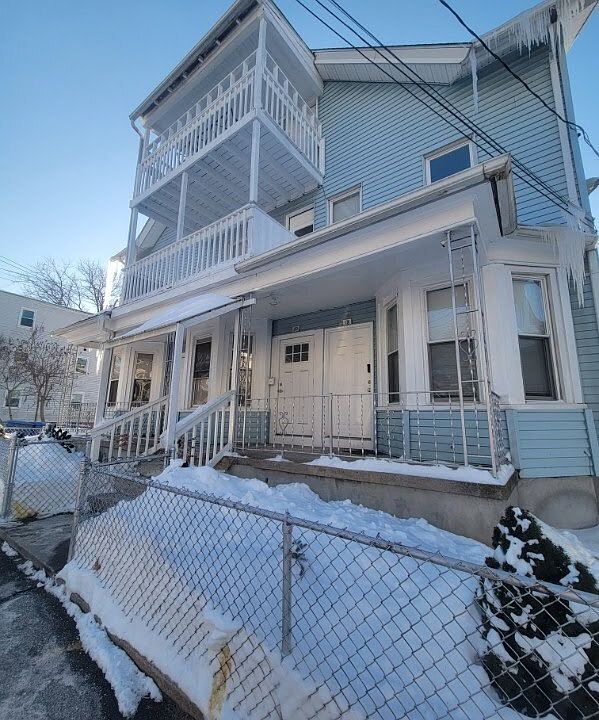 1st image of 20 Lounsbury Ave #2S